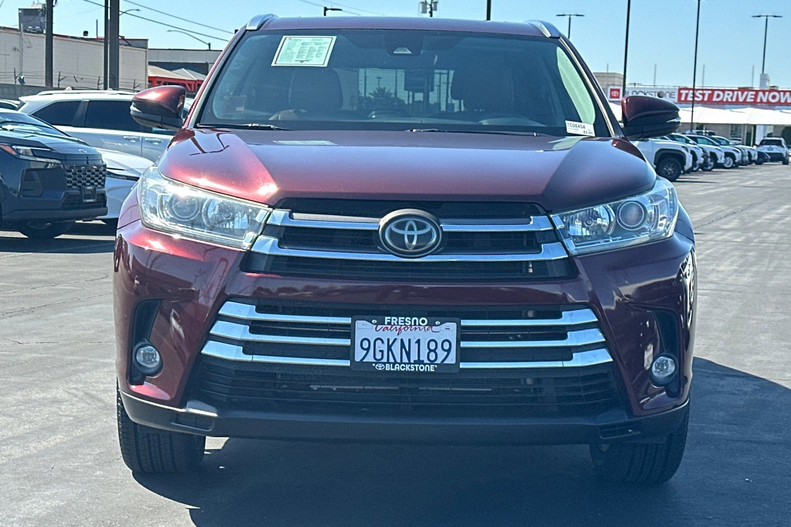 Certified 2019 Toyota Highlander Limited AWD/4WD image 8