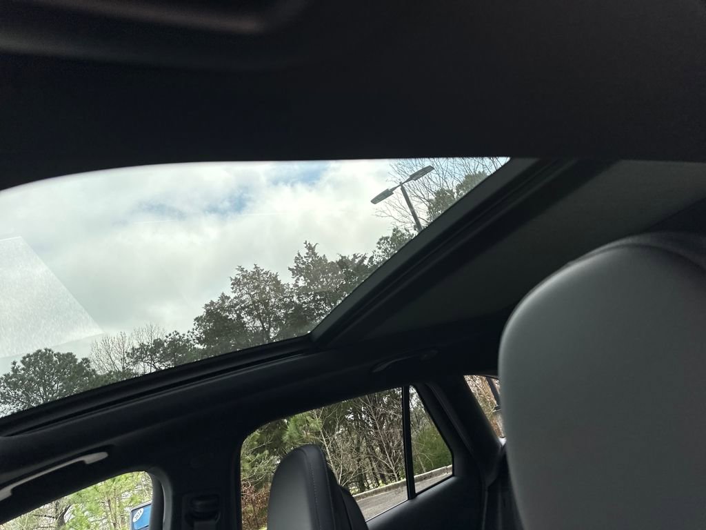 Certified 2025 Mercedes-Benz GLC 300 4MATIC image 12