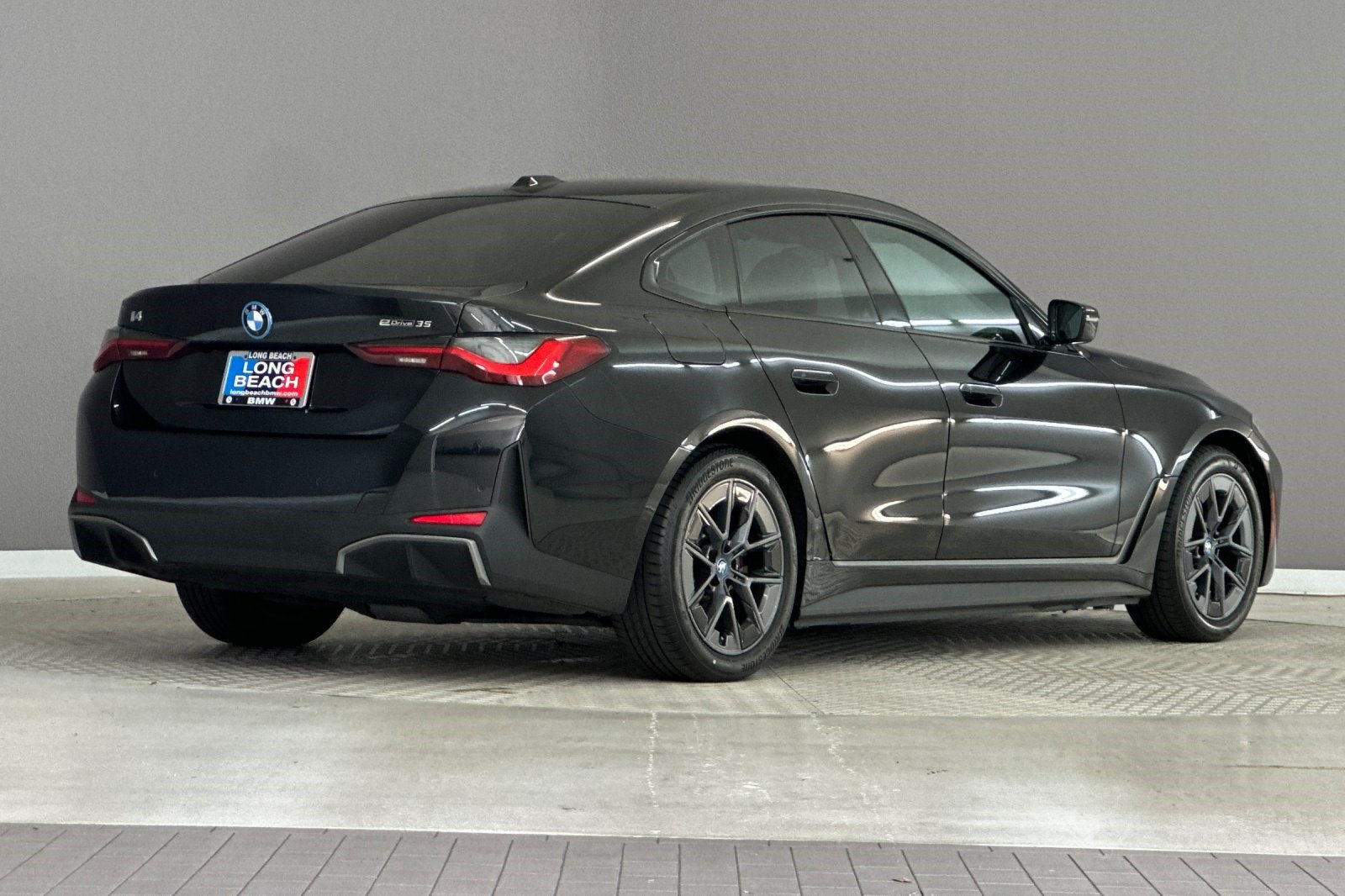 Certified 2023 BMW i4 eDrive35 w/ Premium Package RWD image 8