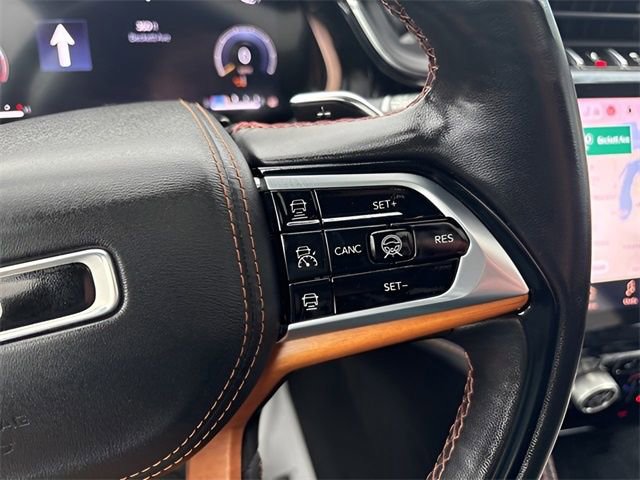 Used 2022 Jeep Grand Cherokee Summit image 11