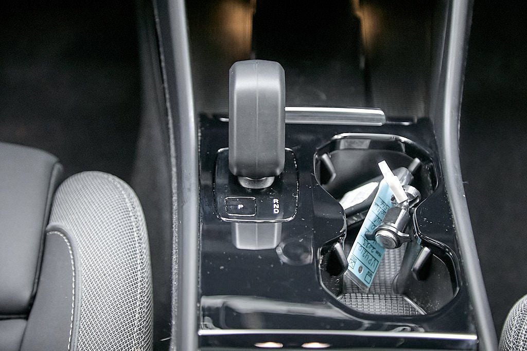 Certified 2023 Volvo C40 Recharge Core w/ Climate Package image 29