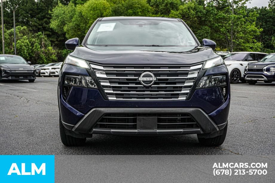 Used 2026 Nissan Rogue SV FWD image 9