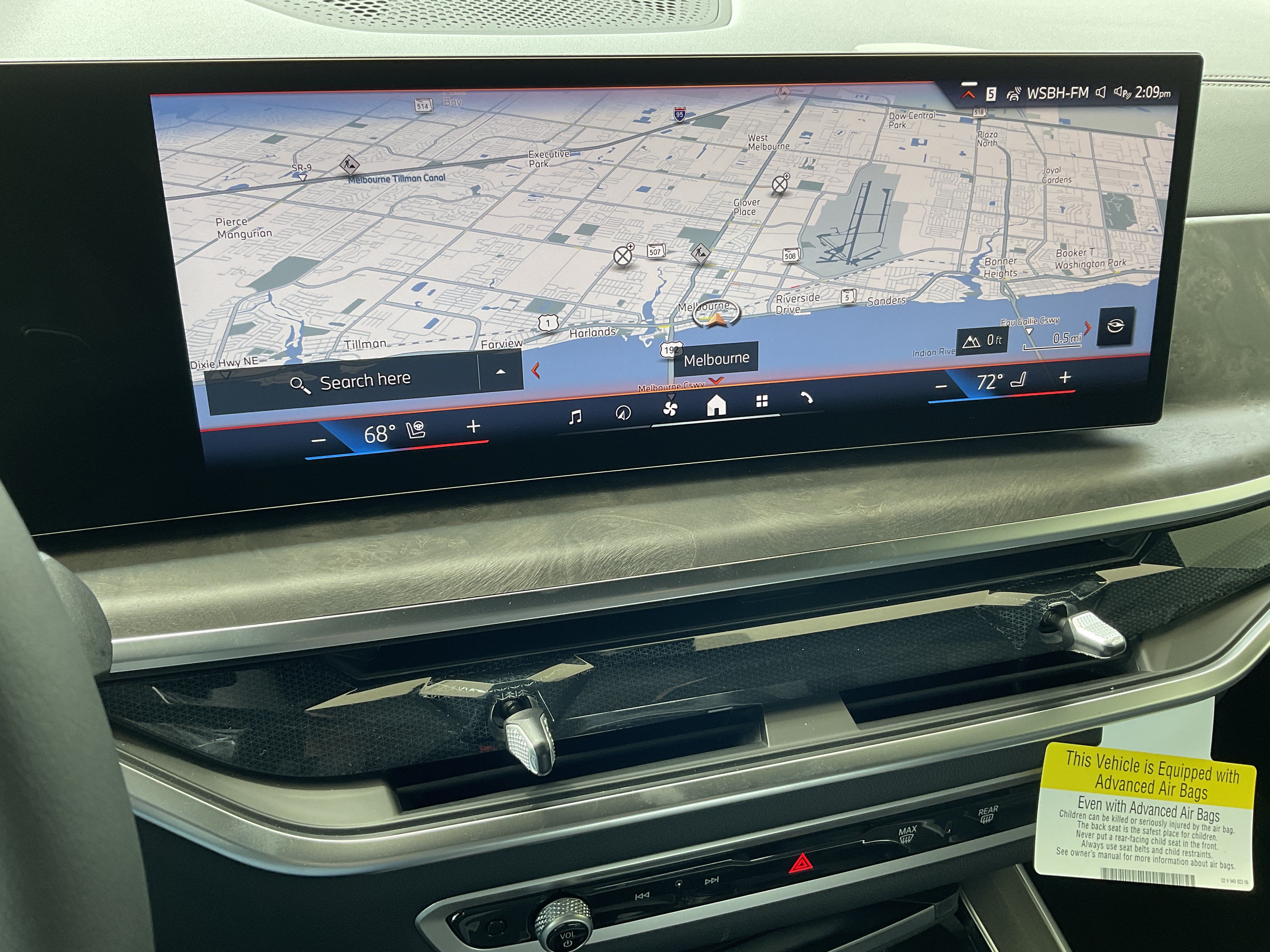 New 2026 BMW X5 xDrive50e w/ Premium Package AWD/4WD image 19