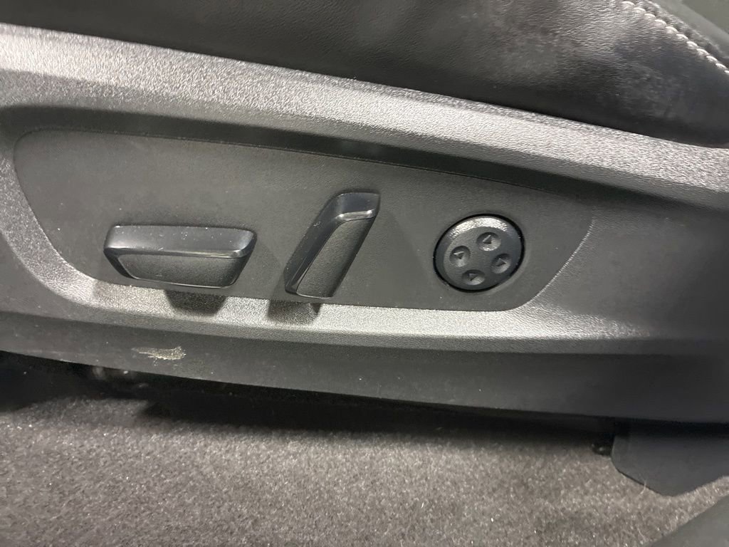 Used 2023 INFINITI QX60 Luxe w/ Cargo Package image 11