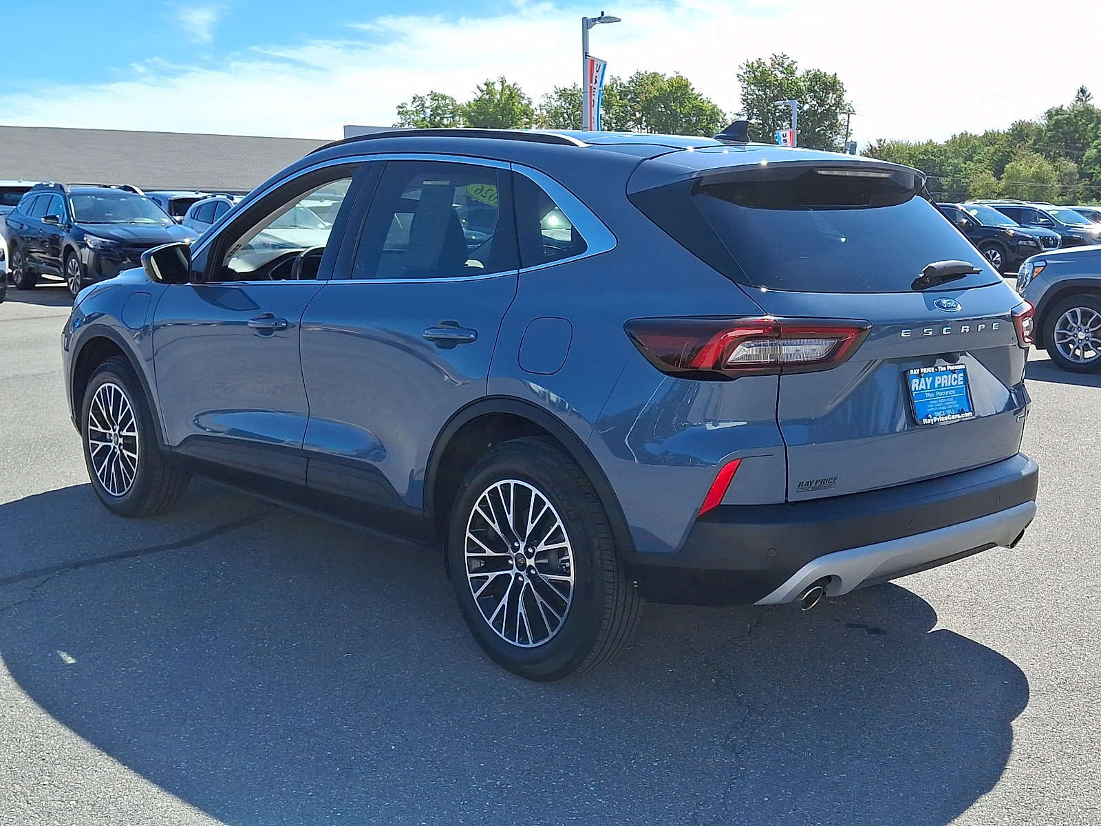 Certified 2026 Ford Escape SE FWD image 4