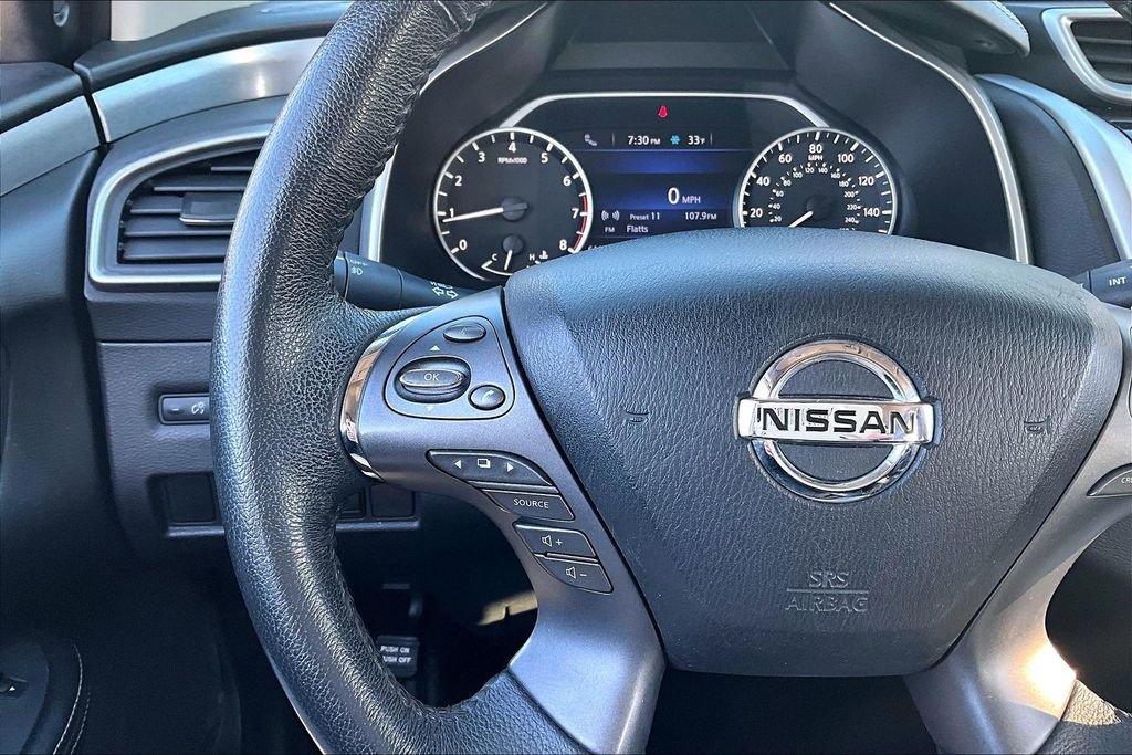 Used 2022 Nissan Murano SV image 11