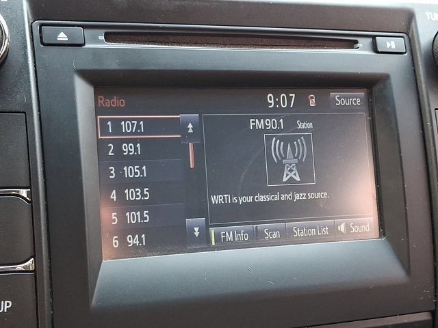 Used 2016 Toyota Camry SE FWD image 15