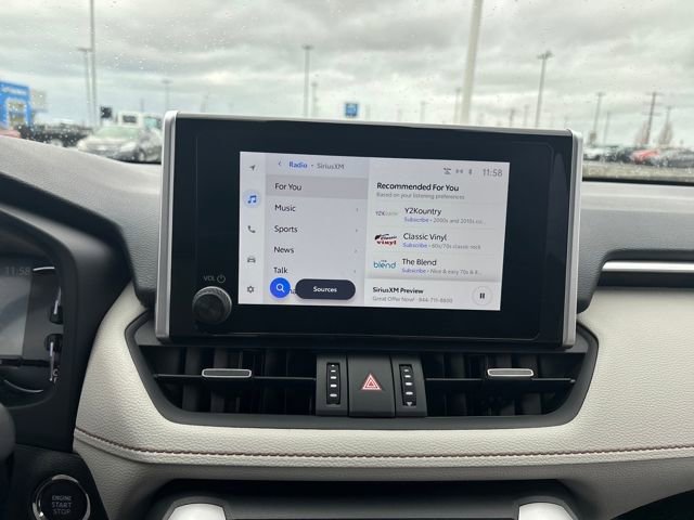 Used 2023 Toyota RAV4 XLE Premium image 18