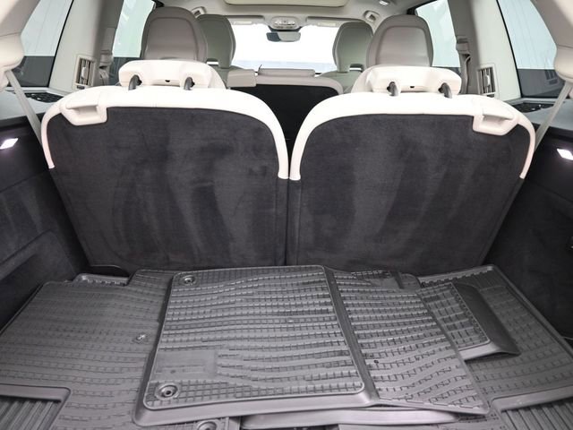 Used 2023 Volvo XC90 B5 Core w/ Climate Package image 30