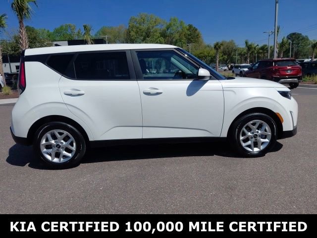 Certified 2025 Kia Soul LX FWD image 4