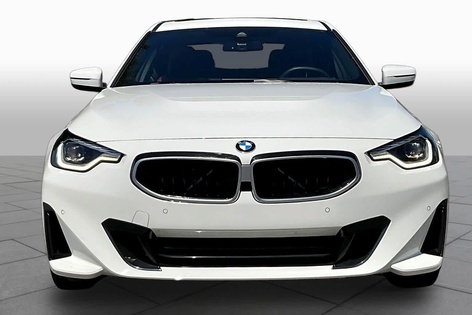 Used 2026 BMW 230i Coupe w/ Premium Package RWD image 4