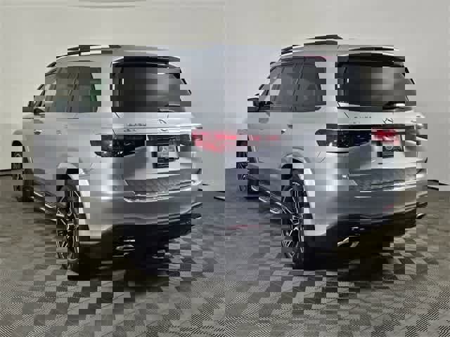 Certified 2025 Mercedes-Benz GLS 450 4MATIC image 3