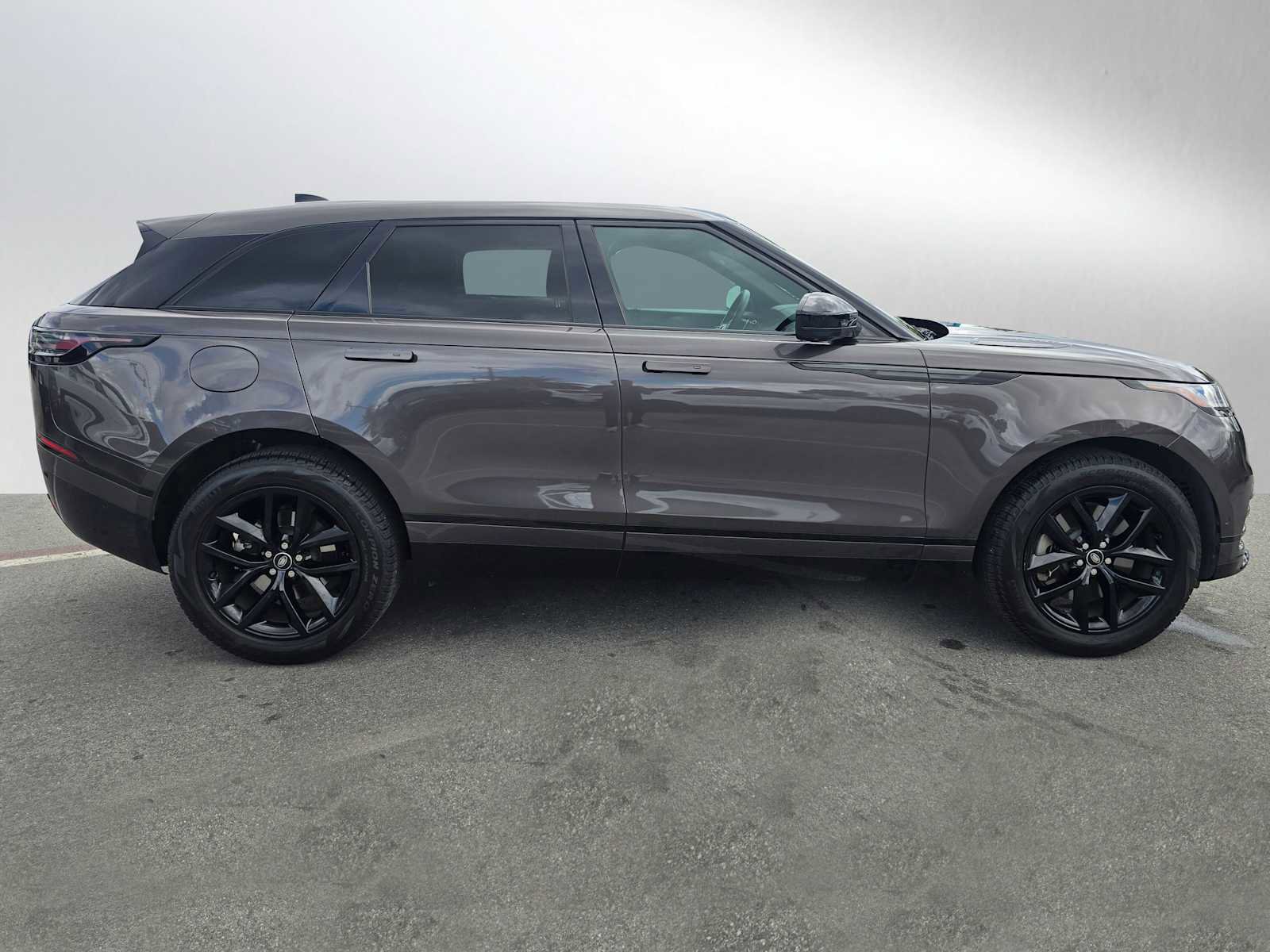 Used 2026 Land Rover Range Rover Velar Dynamic SE AWD/4WD image 6