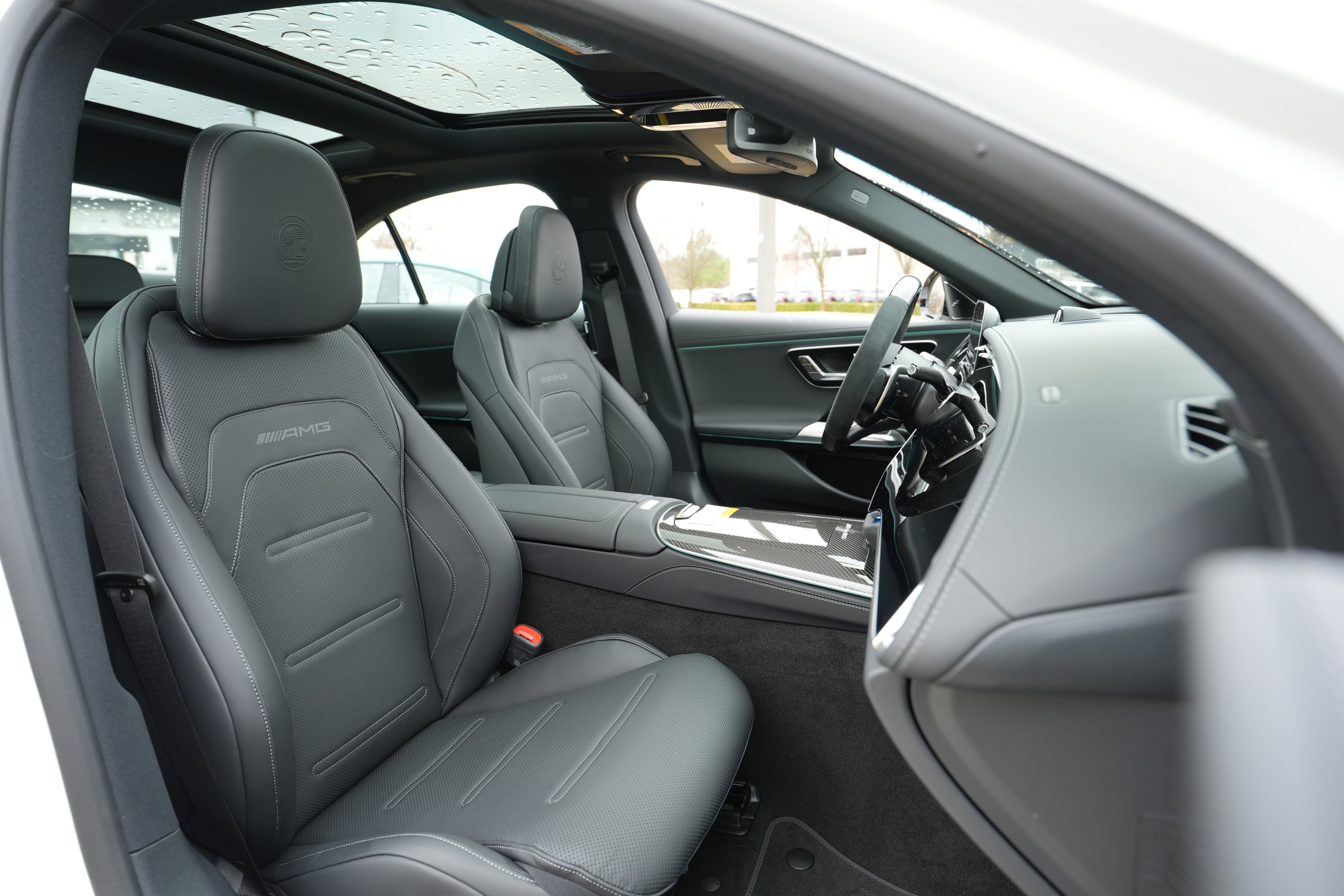 New 2026 Mercedes-Benz E 53 AMG e 4MATIC Sedan image 34