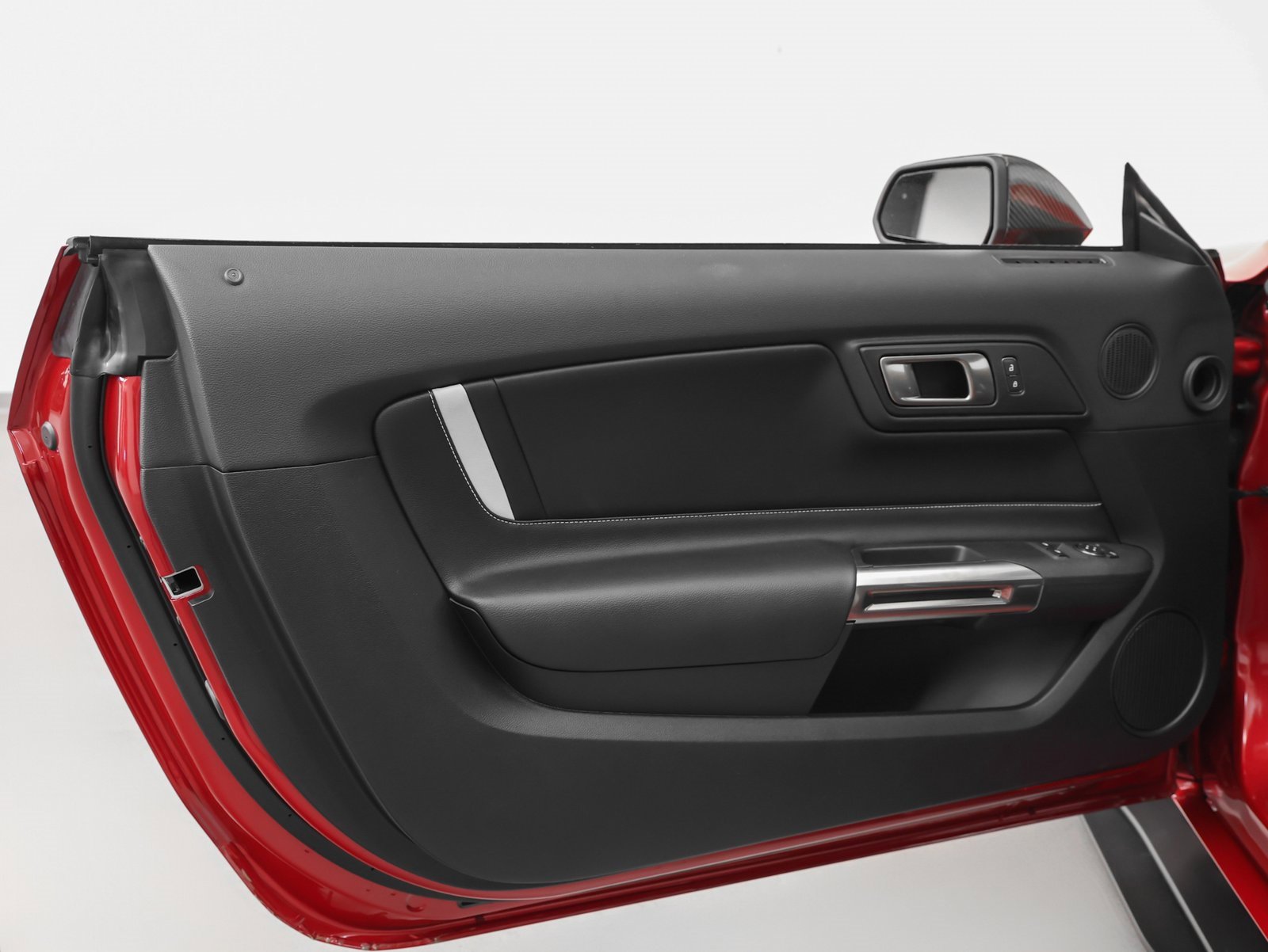 Used 2020 Ford Mustang Shelby GT500 w/ Carbon Fiber Track Pack image 70