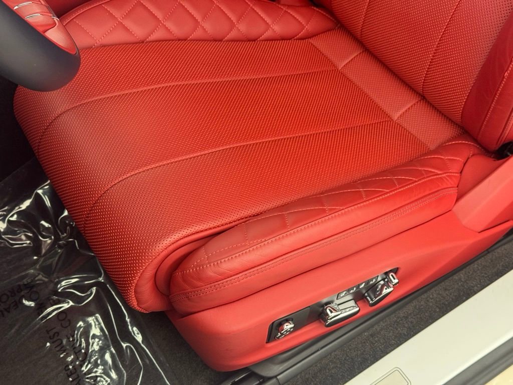 Used 2023 Bentley Continental GT Azure image 8