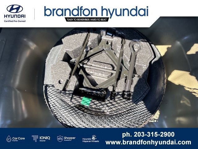 Certified 2026 Hyundai Elantra SE w/ Cargo Package FWD image 30