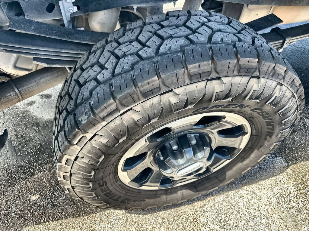 Used 2025 Ford F250 Lariat w/ Lariat Ultimate Package AWD/4WD image 12