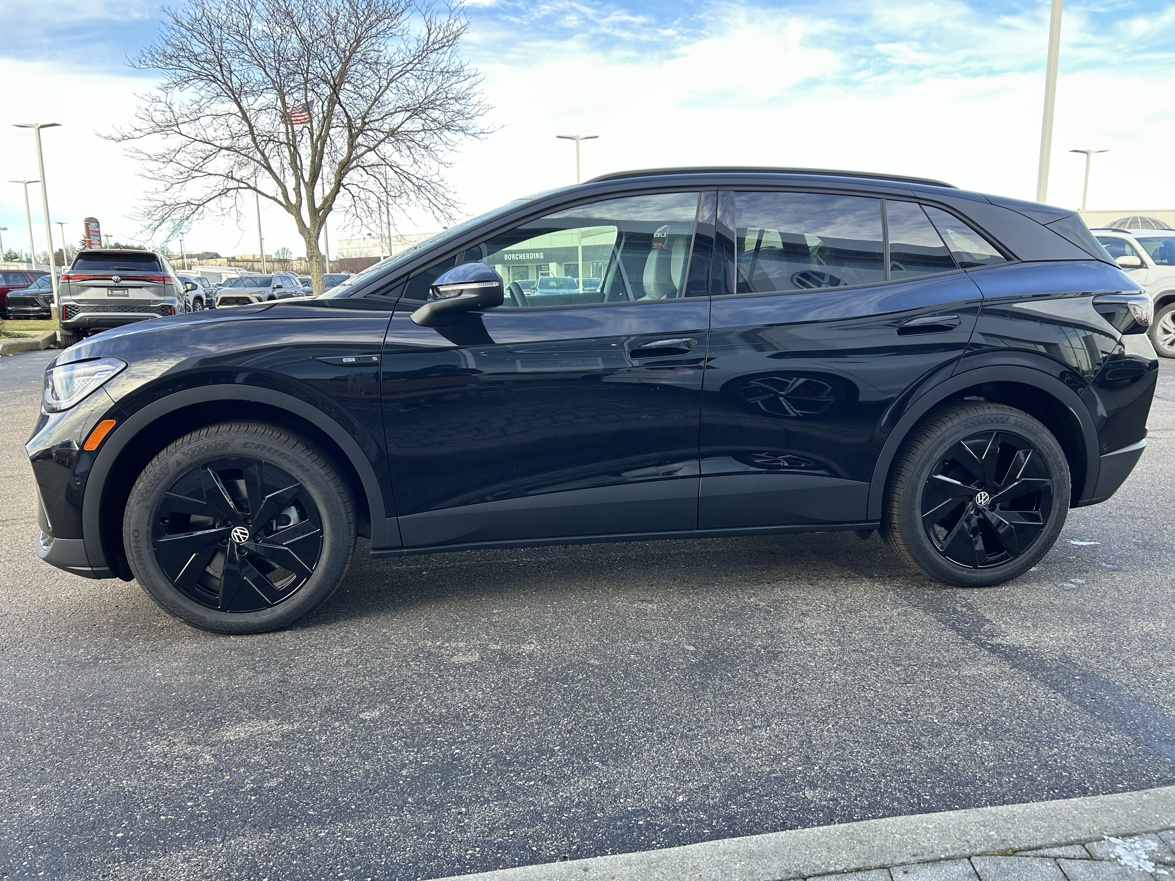 New 2025 Volkswagen ID.4 Pro S Plus image 4