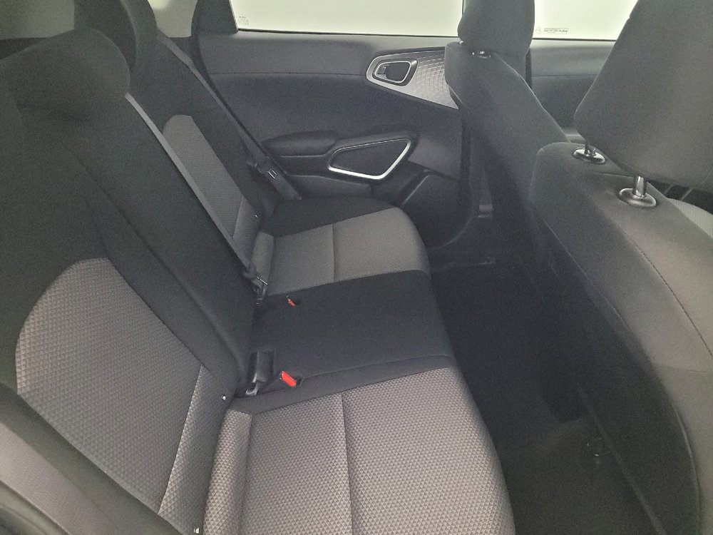 Used 2023 Kia Soul LX w/ LX Technology Package image 19