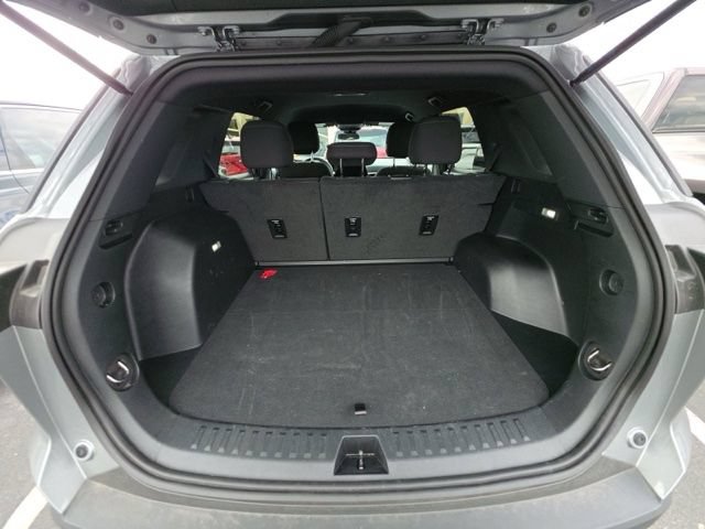 Used 2026 Chevrolet Equinox LT AWD/4WD image 17