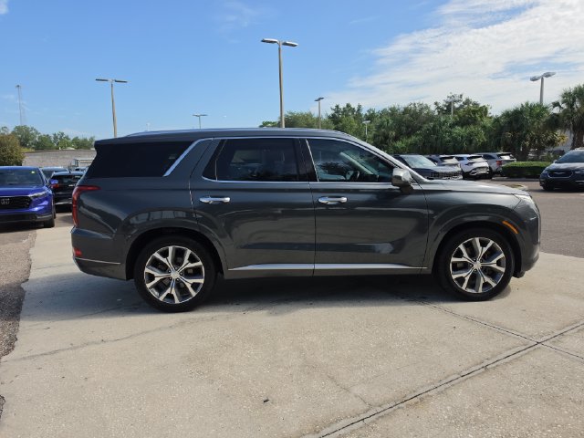 Used 2022 Hyundai Palisade Limited FWD image 9