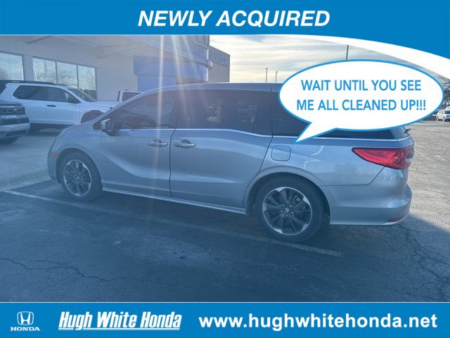 Used 2023 Honda Odyssey Elite image 5
