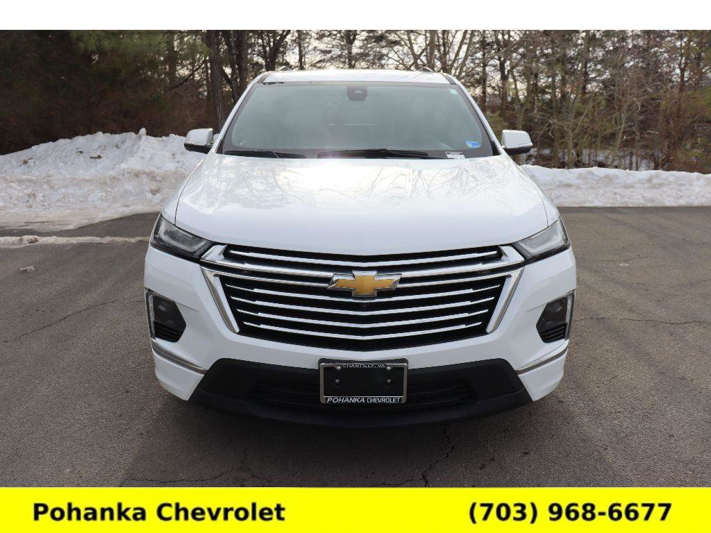 Used 2023 Chevrolet Traverse Premier image 2