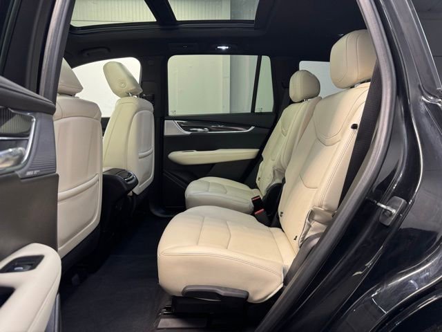 Used 2023 Cadillac XT6 Sport image 29