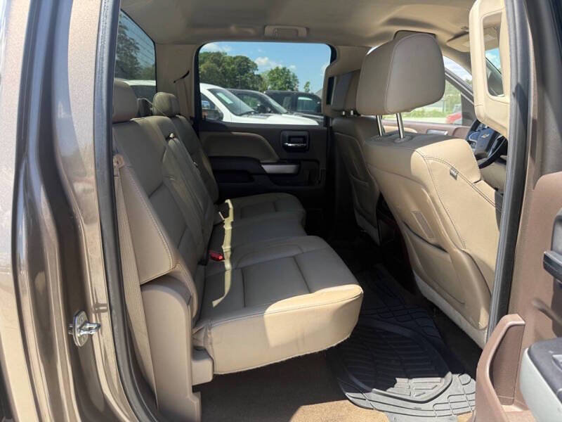 Used 2015 Chevrolet Silverado 2500 LTZ w/ Duramax Plus Package AWD/4WD image 20