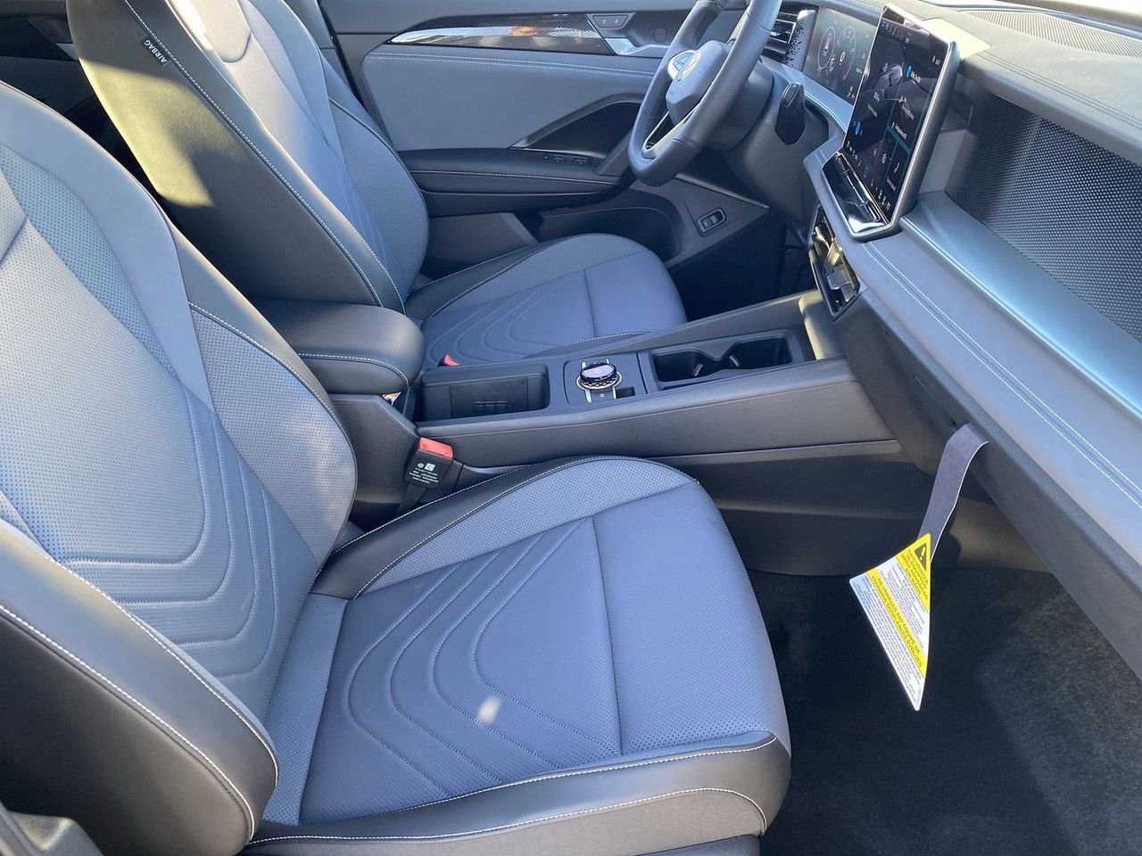 New 2026 Volkswagen Tiguan SE R-Line image 8