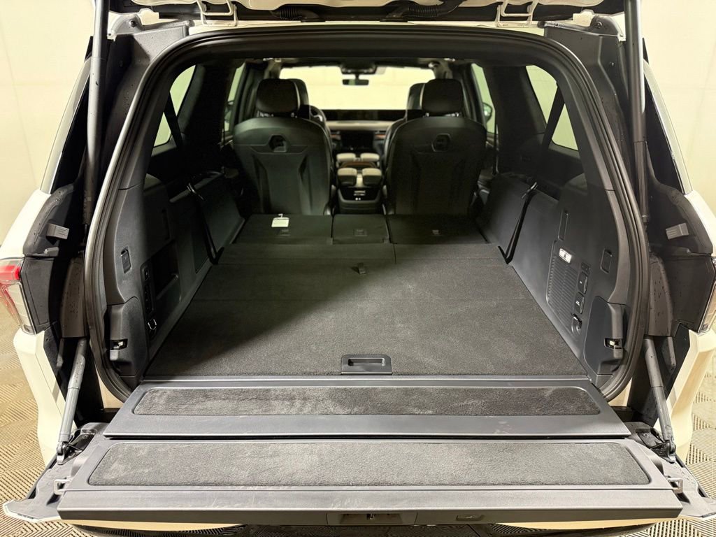 New 2025 Lincoln Navigator L Black Label image 43