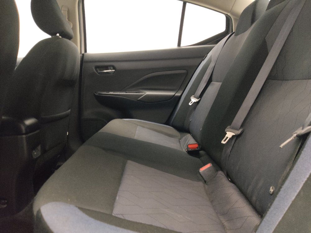 Used 2025 Nissan Versa SV FWD image 18