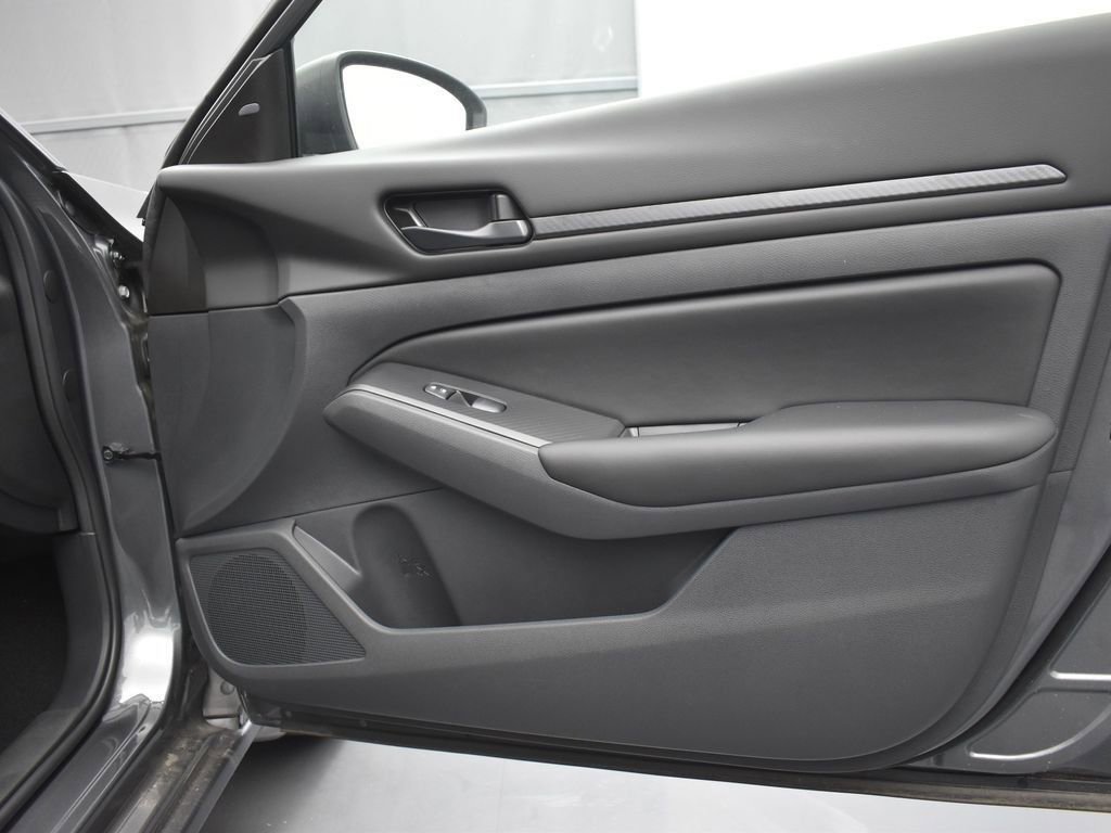 New 2025 Nissan Altima 2.5 S image 24
