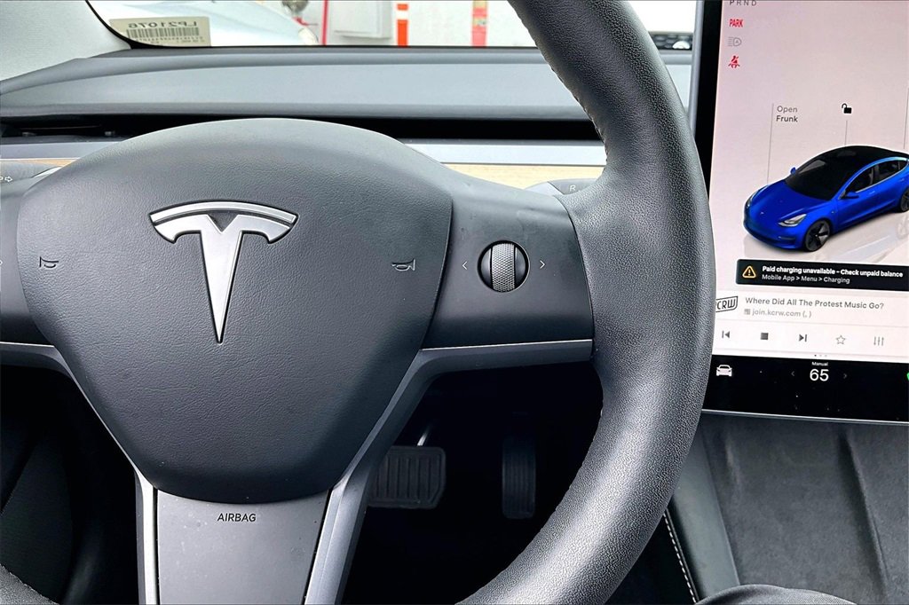 Used 2023 Tesla Model 3 Standard Range image 12