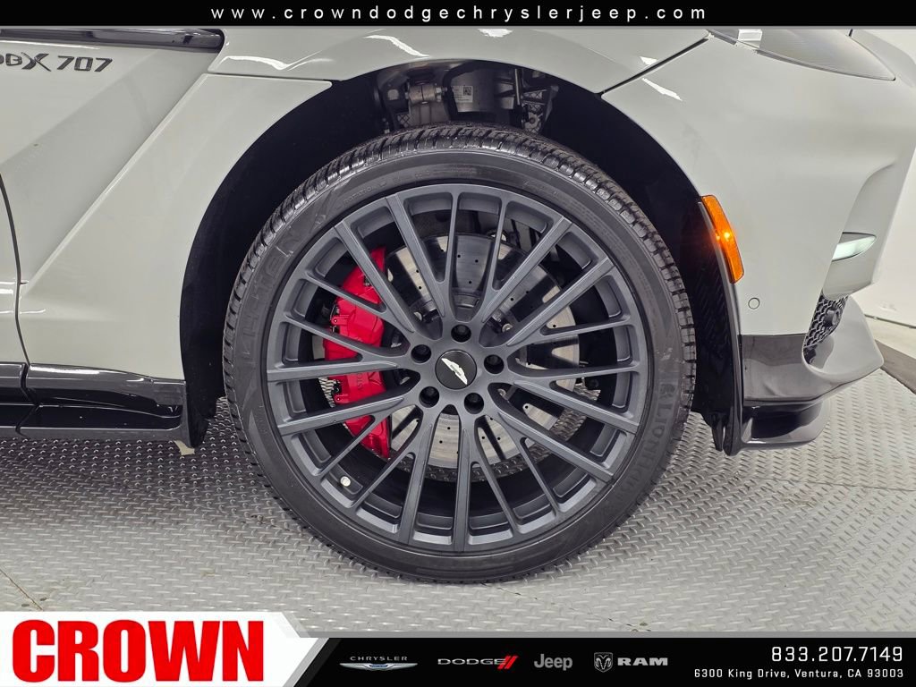 Used 2023 Aston Martin DBX 707 image 8