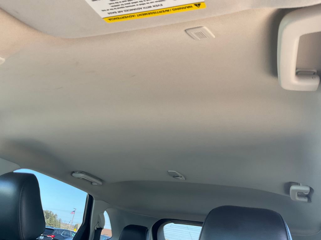 Used 2020 Ford Edge SEL AWD/4WD image 16