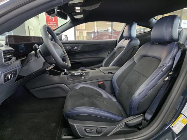 Used 2025 Ford Mustang Dark Horse RWD image 10