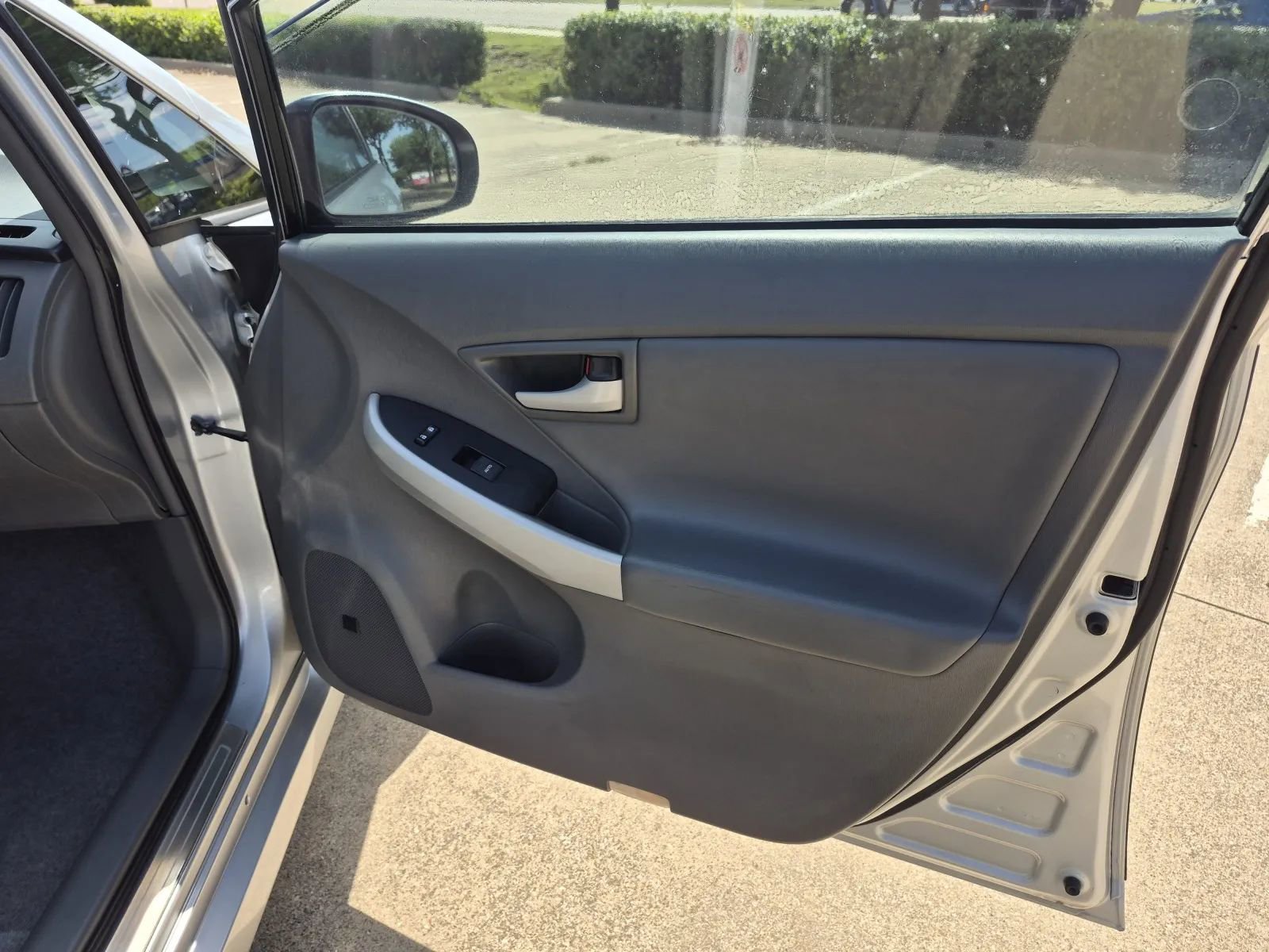 Used 2011 Toyota Prius Four FWD image 23