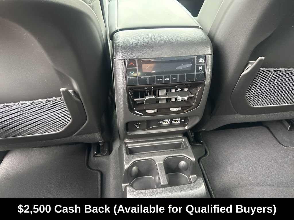 New 2025 Jeep Grand Cherokee L Laredo w/ Luxury Tech Group I RWD image 26