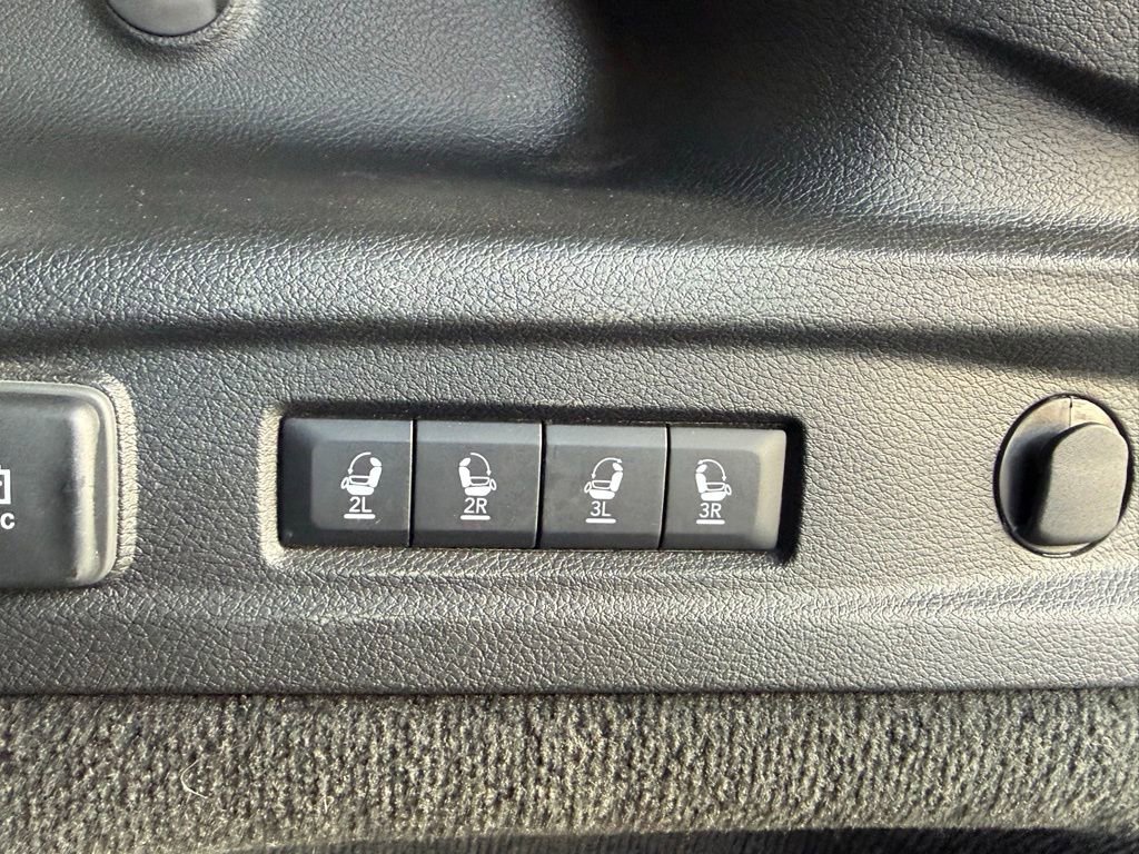 Used 2024 Jeep Grand Cherokee L Overland w/ Trailer Tow Package image 32