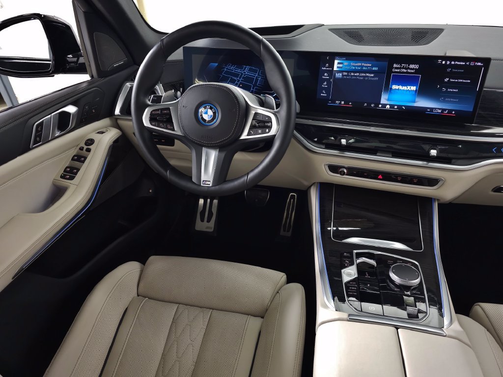 Used 2024 BMW X5 xDrive50e w/ M Sport Package AWD/4WD image 19