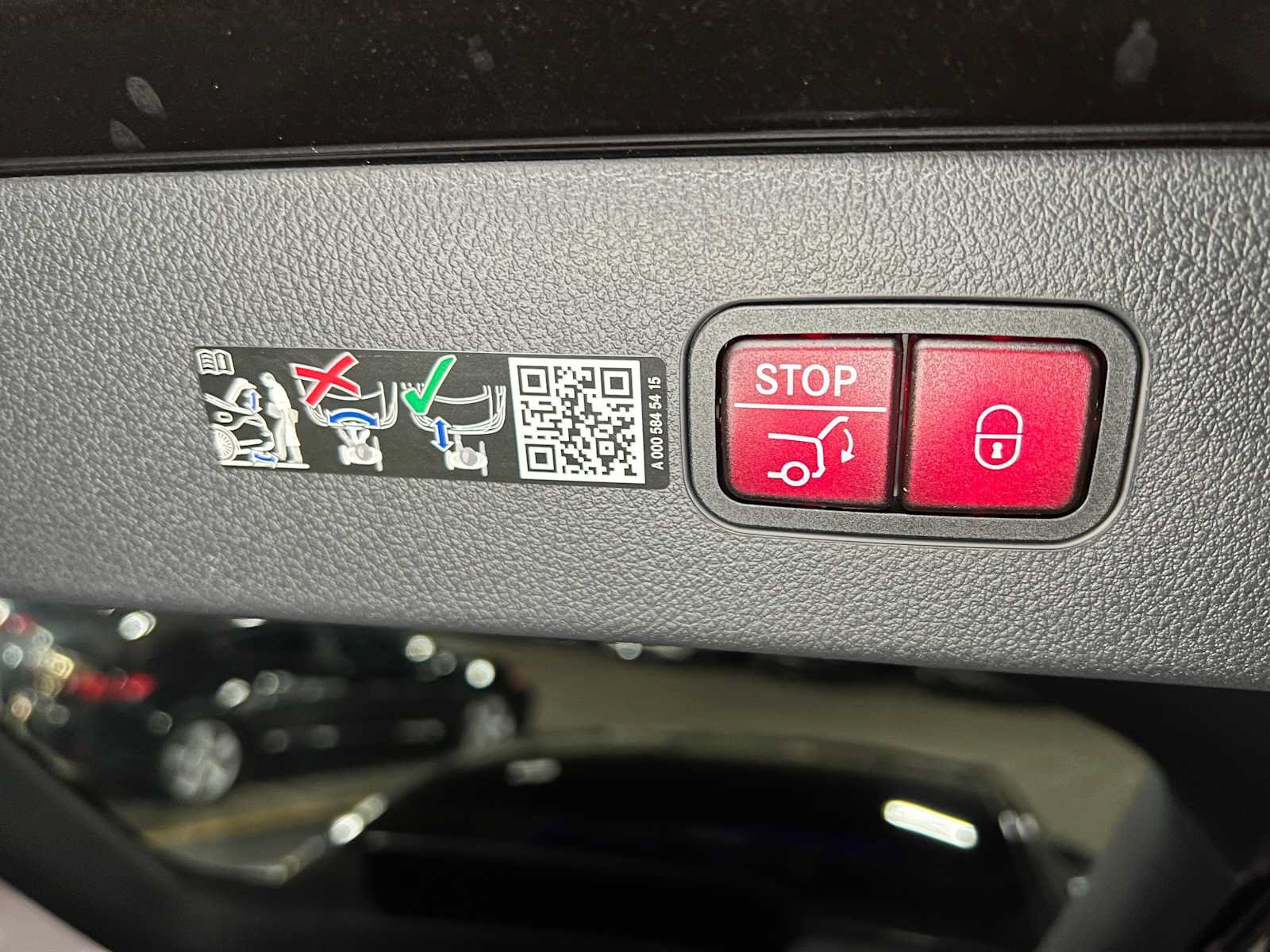 New 2026 Mercedes-Benz EQS 450+ 4MATIC Sedan image 17