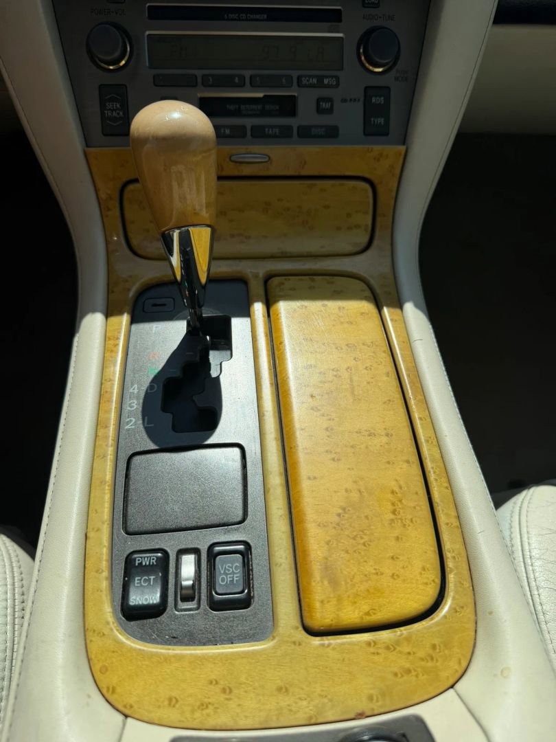 Used 2002 Lexus SC 430 Convertible RWD image 20