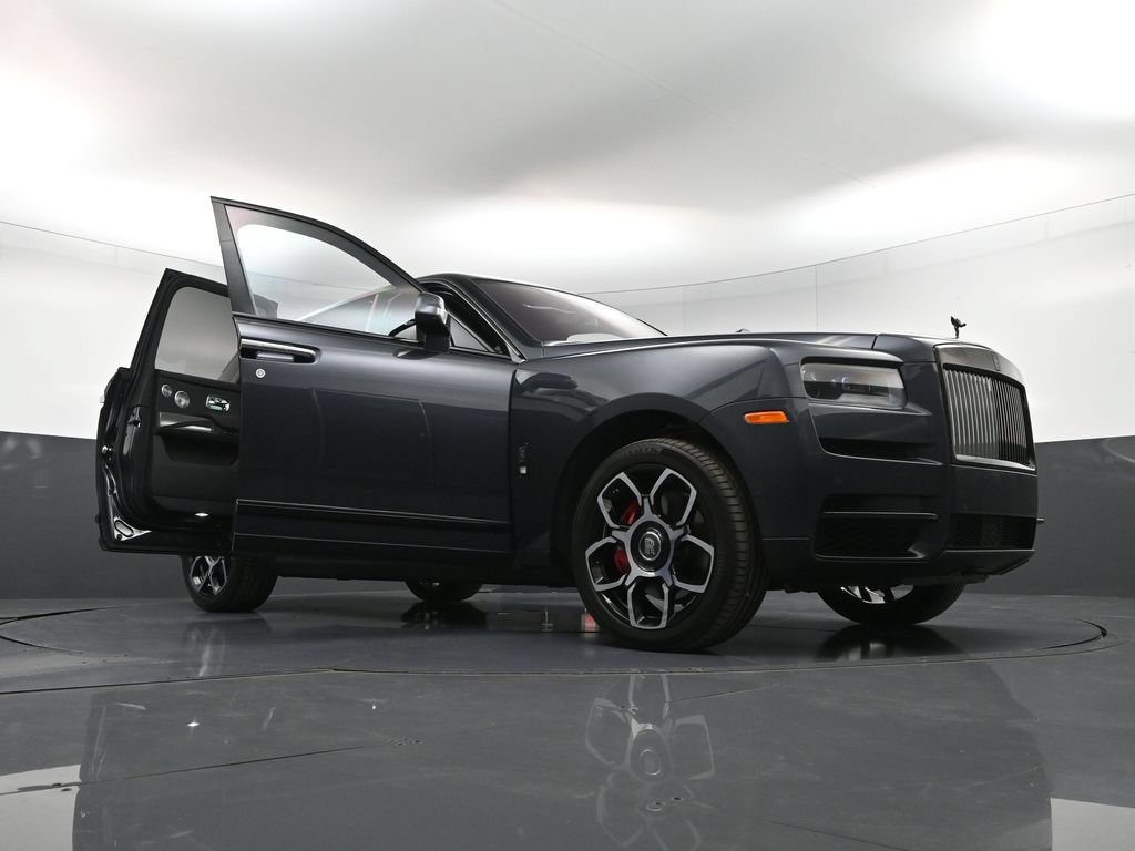 Certified 2024 Rolls-Royce Cullinan Black Badge AWD/4WD image 43