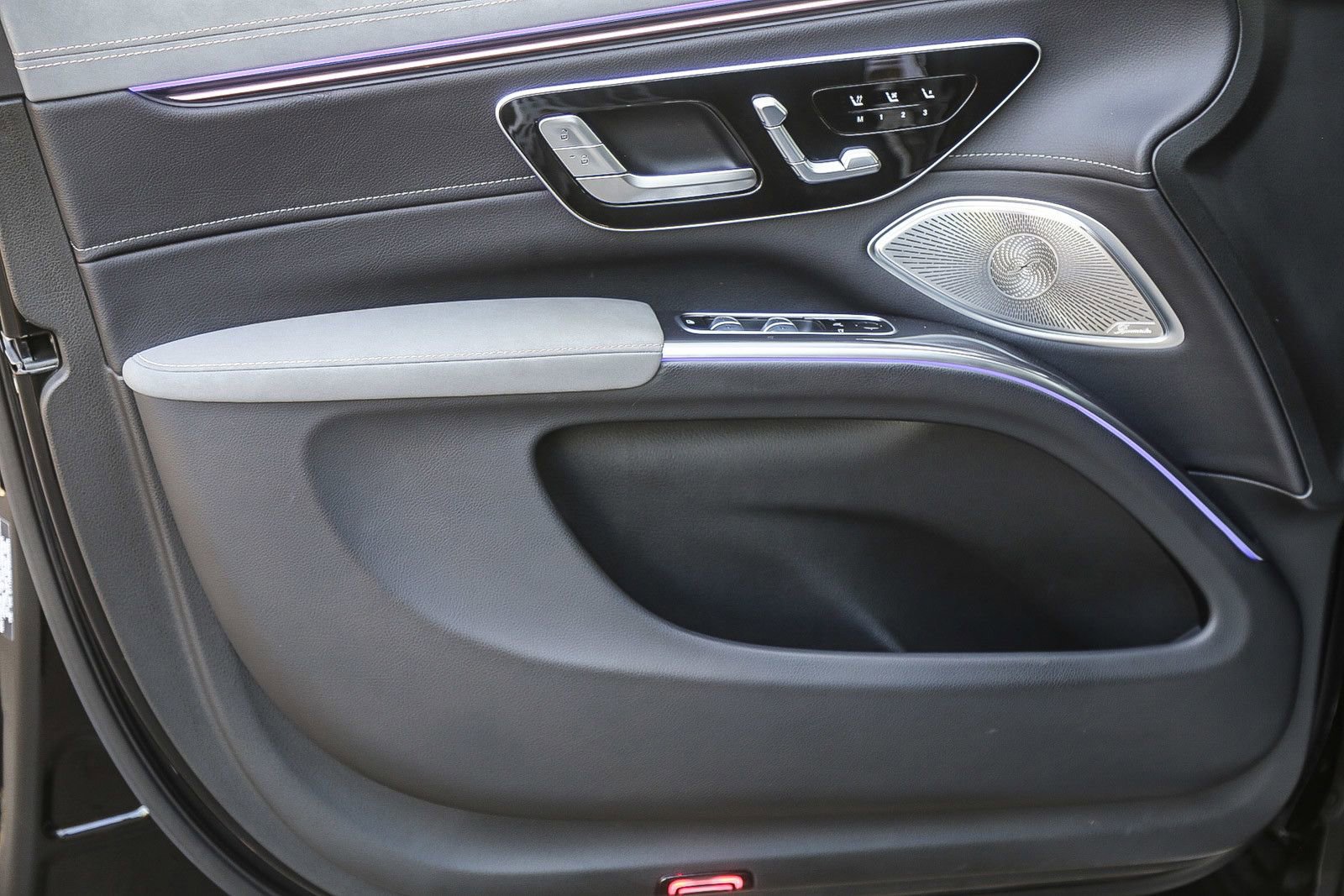 Certified 2023 Mercedes-Benz EQS 450+ SUV image 18