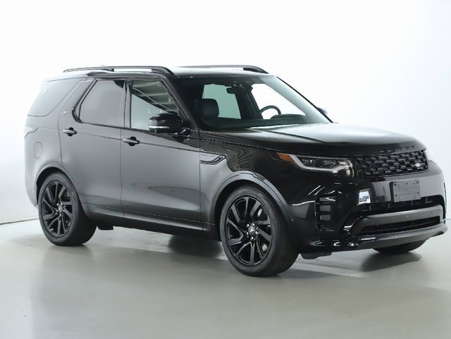 Used 2024 Land Rover Discovery Dynamic SE image 11