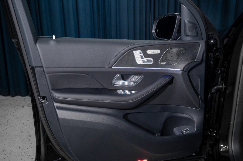 New 2026 Mercedes-Benz GLS 450 4MATIC image 13