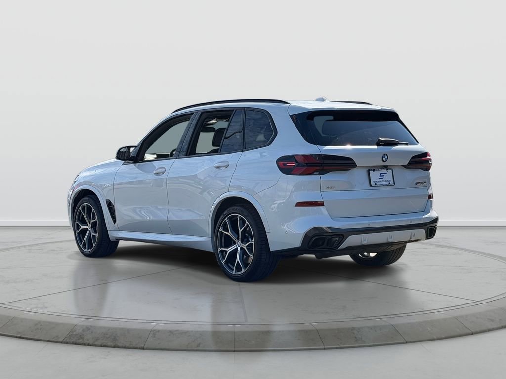 Used 2026 BMW X5 M60i image 5