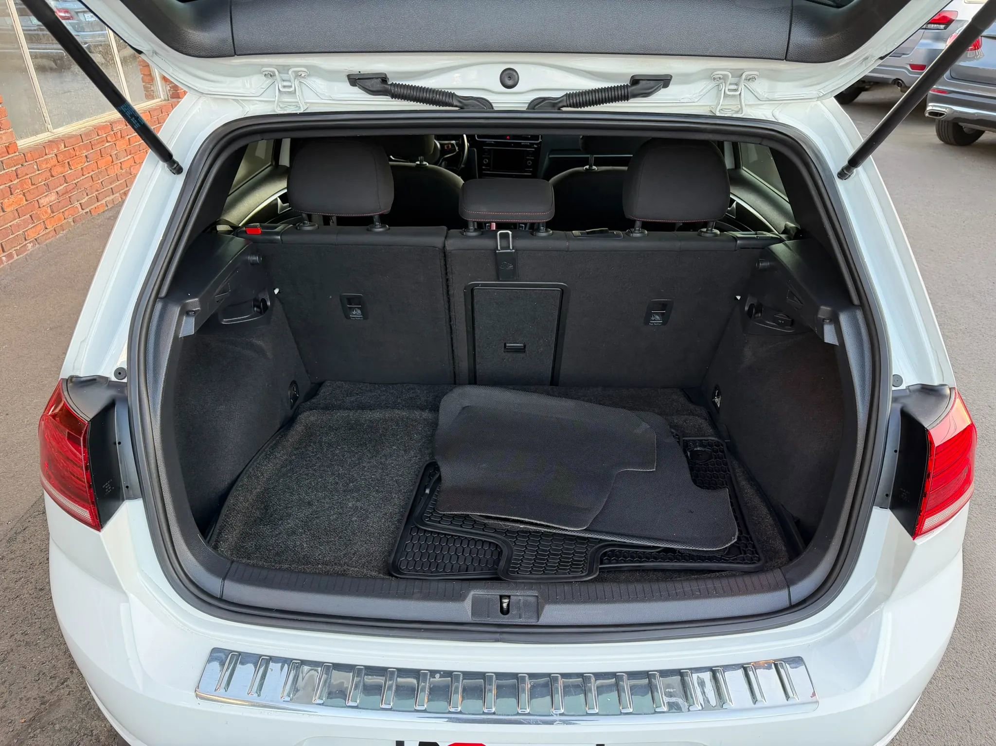 Used 2019 Volkswagen GTI S image 14